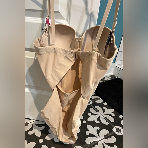 NWT Maidenform Ultra Firm Nude Body Shaper 34C - Picture 15 of 16